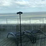 Penthouse Sea-loft Blankenberge, Uniek Zeezicht, Luxeloft Met 40m2 Terras! Апартаменты Бланкенберге
