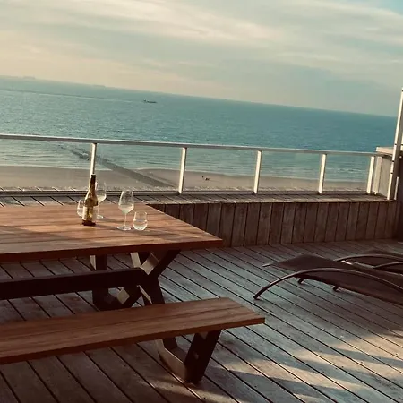 Penthouse Sea-loft Blankenberge, Uniek Zeezicht, Luxeloft Met 40m2 Terras! 아파트