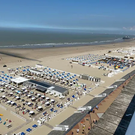 Penthouse Sea-loft Blankenberge, Uniek Zeezicht, Luxeloft Met 40m2 Terras! Appartamento Blankenberge