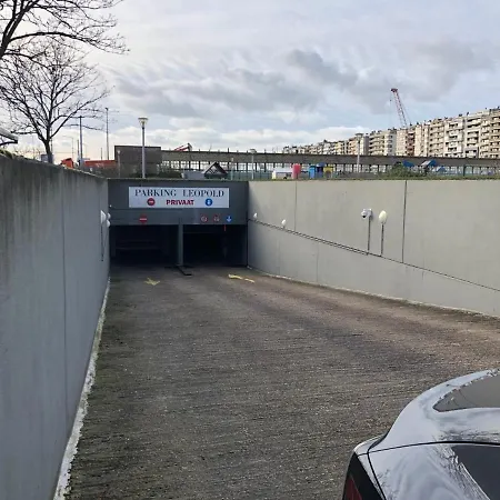 Penthouse Sea-loft Blankenberge, Uniek Zeezicht, Luxeloft Met 40m2 Terras! Apartmán *