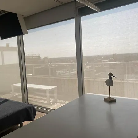 Apartamento Penthouse Sea-loft Blankenberge, Uniek Zeezicht, Luxeloft Met 40m2 Terras! Blankenberge