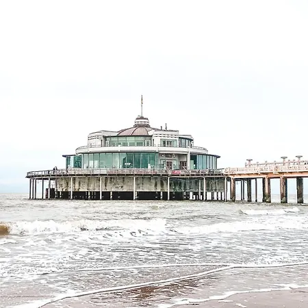 Penthouse Sea-loft Blankenberge, Uniek Zeezicht, Luxeloft Met 40m2 Terras! Lejlighed