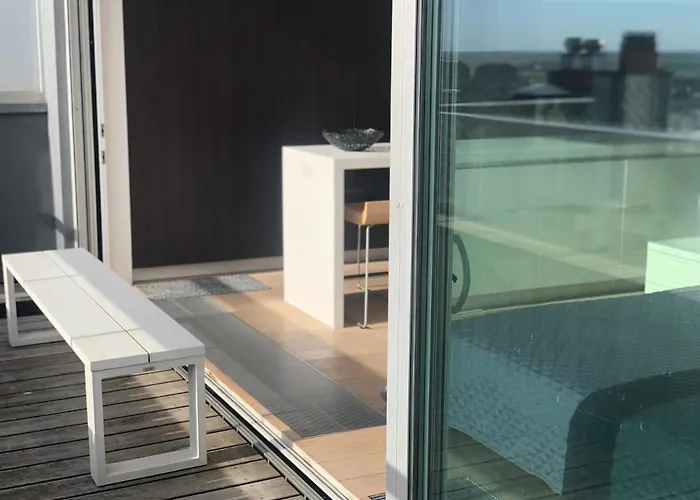 Penthouse Sea-loft Blankenberge, Uniek Zeezicht, Luxeloft Met 40m2 Terras! Apartmán *