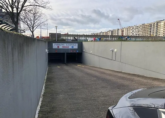 Penthouse Sea-loft Blankenberge, Uniek Zeezicht, Luxeloft Met 40m2 Terras! Apartmán *