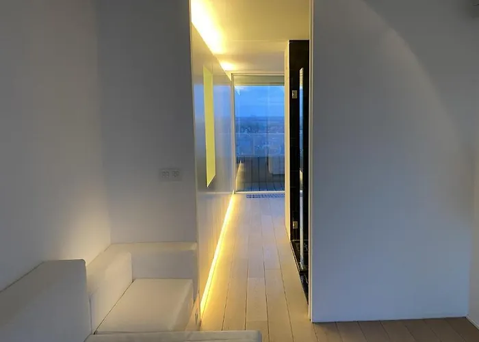 Penthouse Sea-loft Blankenberge, Uniek Zeezicht, Luxeloft Met 40m2 Terras! Apartmán *