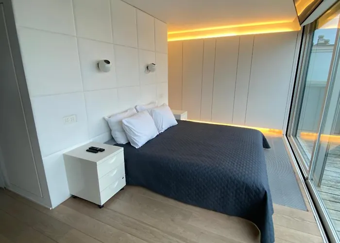 Penthouse Sea-loft Blankenberge, Uniek Zeezicht, Luxeloft Met 40m2 Terras! * Blankenberge