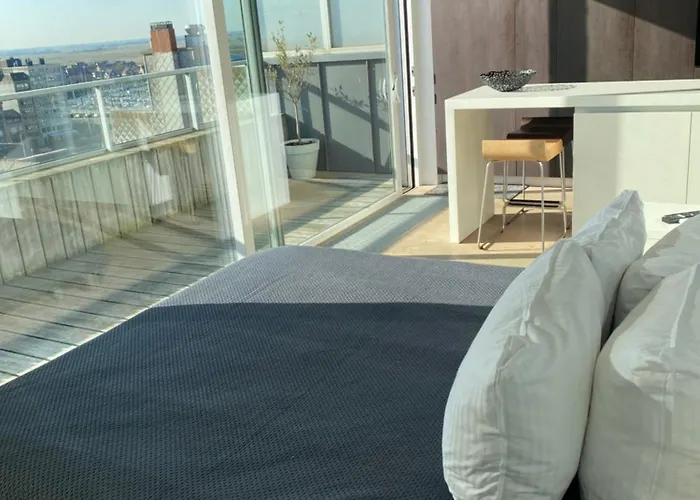 Penthouse Sea-loft Blankenberge, Uniek Zeezicht, Luxeloft Met 40m2 Terras! Apartmán Blankenberge